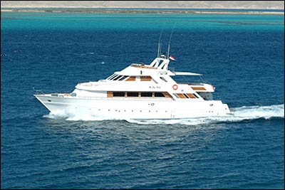 M/Y Blue Waves