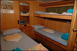 M/Y Discovery