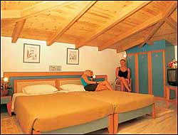 ������. �. ����  ����� ILIANTHOS VILLAGE