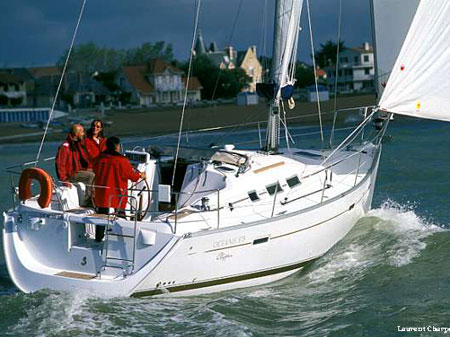 ������� �������� ���� Beneteau Oceanis Clipper 373
