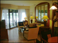 ����� ����� ������ (Dusit Laguna)