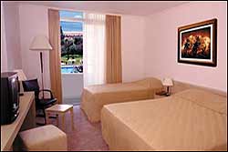 ������. ������� ����� MIRACLE RESORT HOTEL
