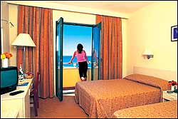 ������. ������ ����� CLUB AQUA PLAZA