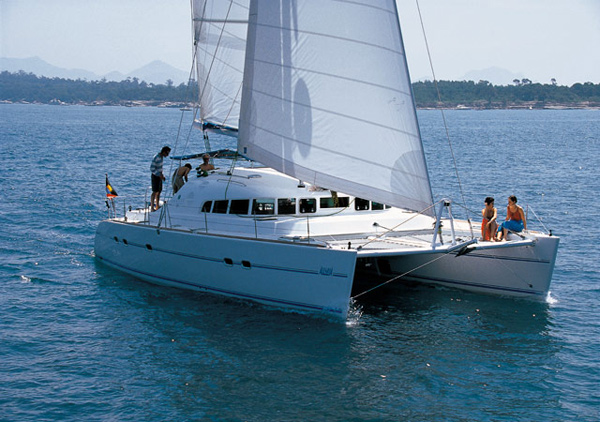 �������� ��������� Lagoon 470