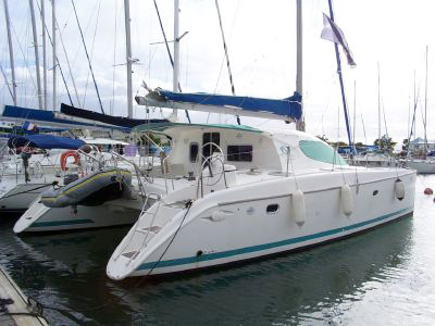 ��������� Nautitech 395
